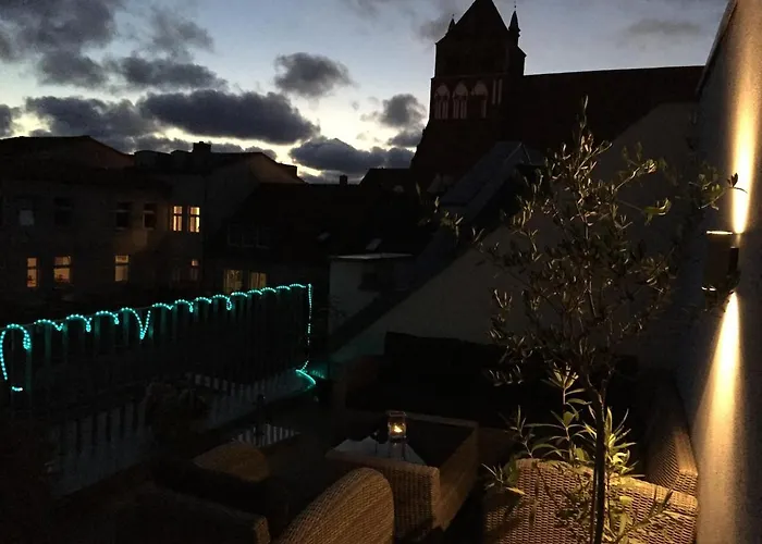 Mit Grosser Dachterrasse Im Herzen Greifswalds * Γκράιφσβαλντ