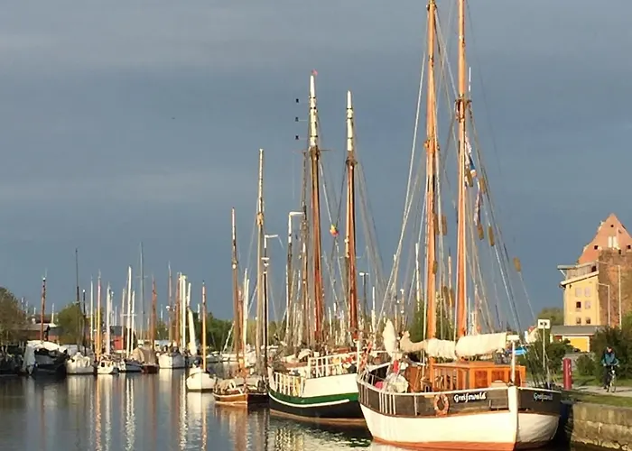 Mit Grosser Dachterrasse Im Herzen Greifswalds *